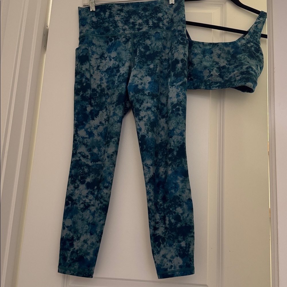 Athleta Ocean Blue Tie-Dye Tank and matching 7/8 pocket leggings